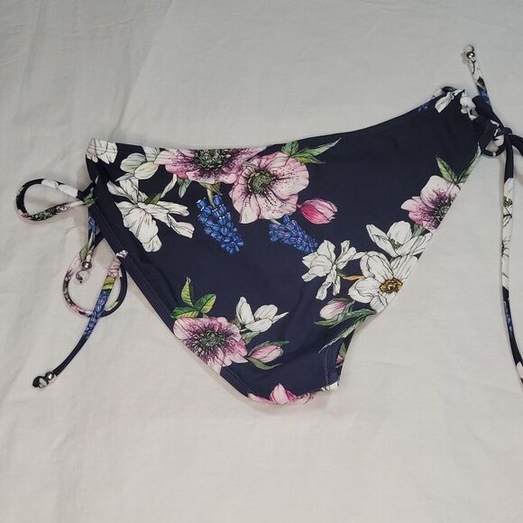 Bikini Bottom Large Lace Up‎ Tie Sides Navy Background Floral New No Tags - Picture 3 of 4